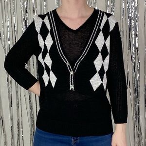 90s/Y2K Black and White Argyle Sweater Top